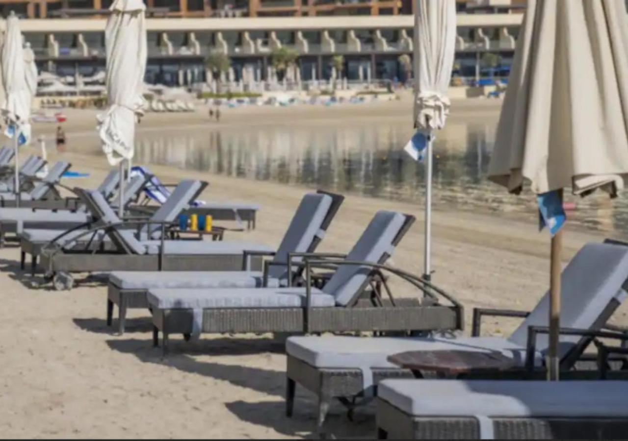 The Palm Luxury 4-Br Beach Club Access Dubai